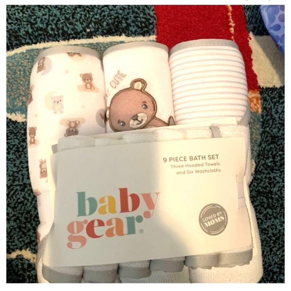 Baby Gear 9 Piece Bath Set With 3 Hooded Towels & 6 Washcloths For Newborns & In